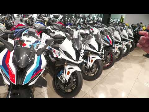 Видео: Мотосалоны Москвы. Торговый центр М7. Часть 4. Мотосалон HOTMOT. Фирменные мотоциклы из Японии, США