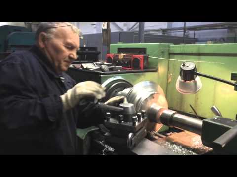 Видео: Токарь-давильщик. Интересно