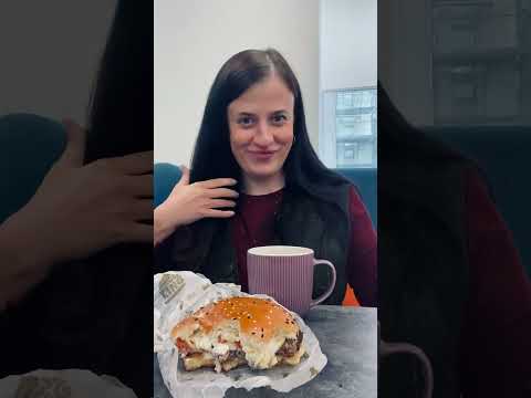 Видео: МУКБАНГ БУРГЕР АНГУС ПАРМЕДЖАНО/КОФЕ 3 в 1 #asmr #breakfast #mukbang #обзор #food