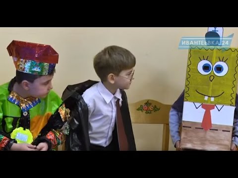 Видео: Показ детской моды в детсаду №4