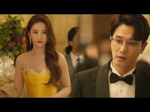 Видео: Через пять лет после развода бывшая ослепила, он встал на колени!