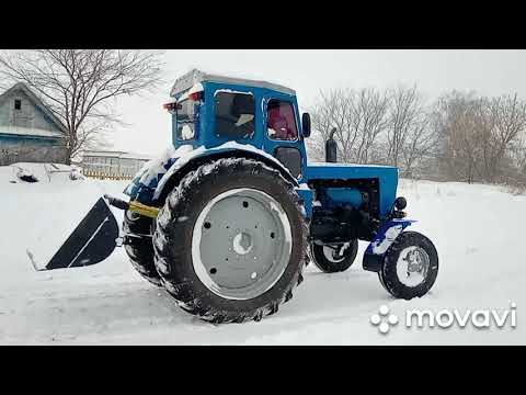 Видео: ТРАКТОР Т 40 РАБОТАЕТ ЗИМОЙ