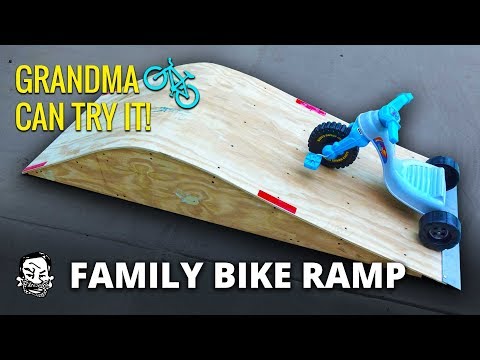 Видео: Строительство семейной рампы для катания на велосипедах и скейтах