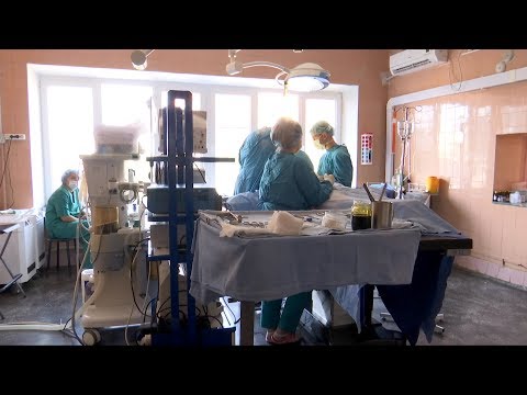Видео: «Реанимация». Удаление опухоли и реконструкция челюсти