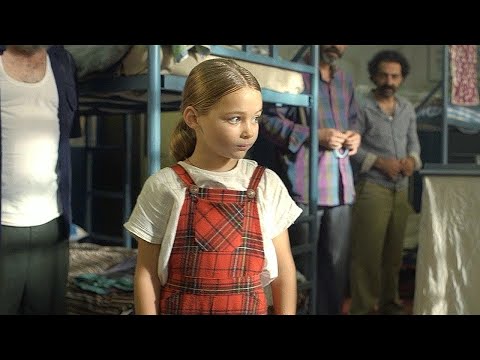 Видео: Оны түрмедегі он тұтқынға берді, бірақ көргендерінен қарауылдар көз жастарына ие бола алмады