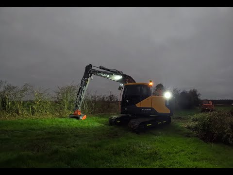 Видео: VOLVO EC140EL ПЕРВЫЙ ДЕНЬ!!