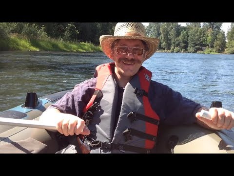 Видео: Дэкламуем Ясеніна