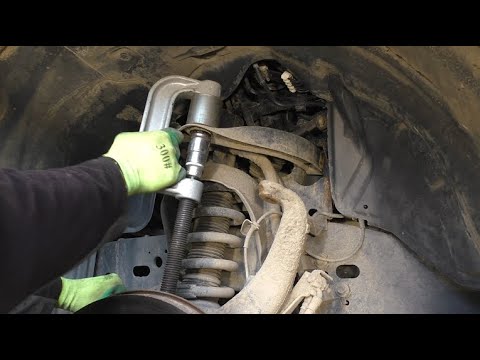 Видео: Замена передних верхних шаровых опор на INFINITI QX80 5,6  Инфинити Ку Икс 80 2014 года