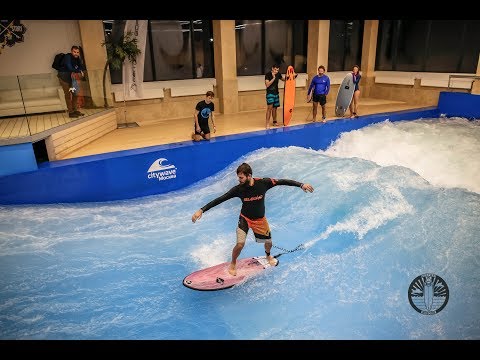 Видео: КАТАНИЕ НА ИСКУССТВЕННОЙ ВОЛНЕ ГОРОДСКОГО ТИПА CITYWAVE | УРОК 4