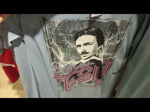 Видео: По магазинам!