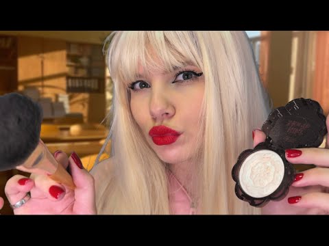 Видео: АСМР Популярная токсик девочка делает тебе макияж 💋