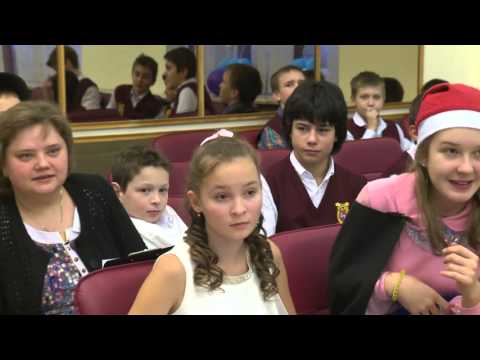 Видео: Новогодний праздник в школе Самбо-70 для 6-ых классов