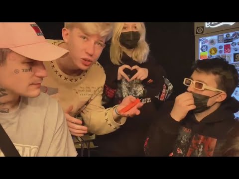 Видео: shadowraze, pinq, марк булах на хайперпоп фесте