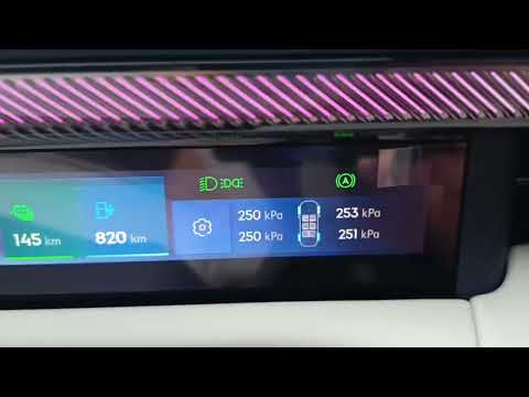 Видео: Как листать меню на экранчике на Lynk&CO 900