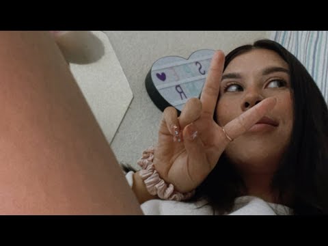 Видео: Ролевая игра «Подруга ухаживает за твоей кожей» ASMR