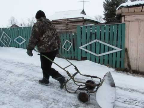 Видео: Самоделка лопата убирать снег Загрузил Юхновец Геннадий