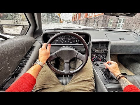 Видео: 1981 DeLorean DMC-12 2.8 MT - ТЕСТ-ДРАЙВ ОТ ПЕРВОГО ЛИЦА