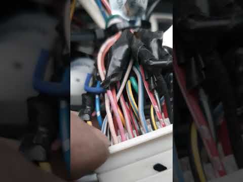 Видео: Подключение китайской магнитолы и кнопок управления мультируля митсубиши аутлендер xl