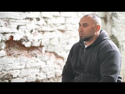 Видео: Его взяли в плен под Тëткино в Курской области.