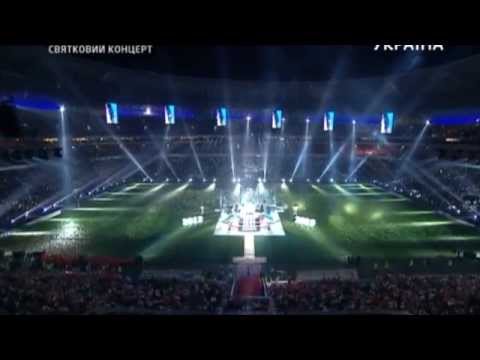 Видео: Ани Лорак - Зажигай сердце, Обними меня, Оранжевые сны