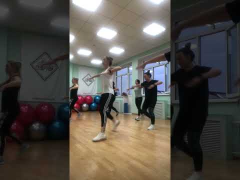 Видео: Тренировка с полотенцем! Супер проработка верха тела!