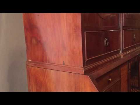 Видео: Потайные ящики в старинном шкафе