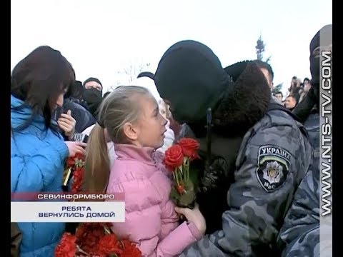 Видео: 22.02.2014 Встреча Беркута в Севастополе