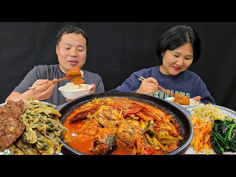 Видео: Нереальное сочетание?! Тушеная скумбрия с кимчи + праздник Дуруп Чон!ㅣMukbang