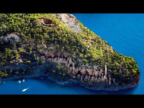 Видео: Страшнее Некуда! Это Самый Опасный Остров в Мире