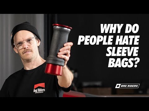 Видео: Почему люди НЕНАВИДЯТ сумки-рукава?