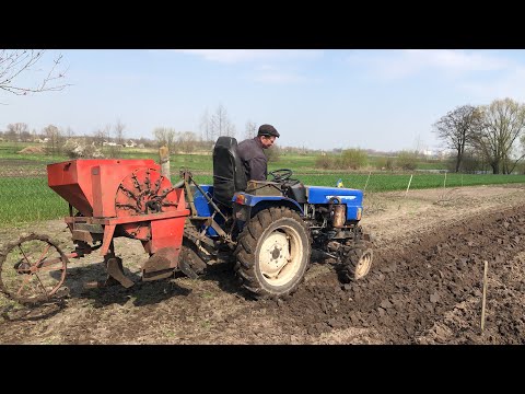 Видео: Найшвидший спосіб посадки картоплі , бункерна саджалка на плуг 2-25