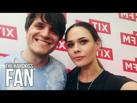 Видео: Юлия Санина The HARDKISS в интервью "Зе Интервьюер" (Радио ХітFM)