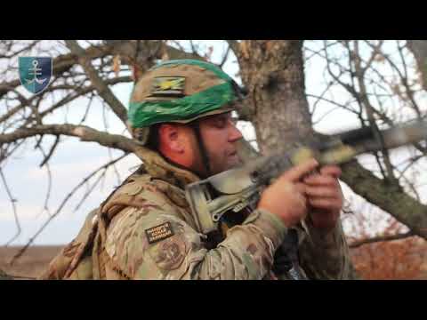 Видео: Швидкий марш дронщиків з переховуванням від ворожих БПЛА та вогневий контакт на підході до цілі.