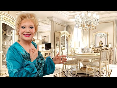 Видео: Екатерина Шаврина от уборщицы до певицы Роман с Фиделем Кастро и как живет после смертельного ДТП