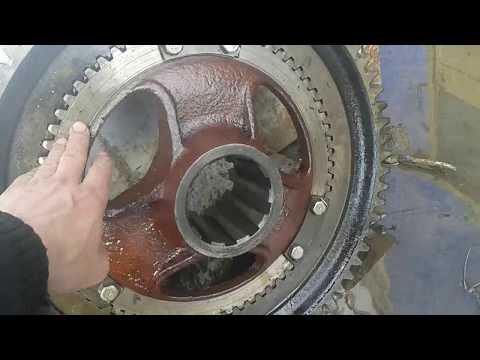 Видео: Работа в деревне. Ремонт техники. Установка бортовой трактора.