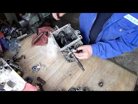 Видео: Ремонт КПП Фиат Полонез # 3