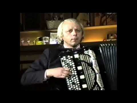Видео: Е. Дербенко. Сюита в классическом стиле. Александр Скляров. 1987