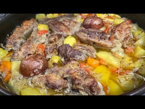 Видео: ЗАДУШЕНИ СВИНСКИ РЕБРА С КАРТОФИ 🫡