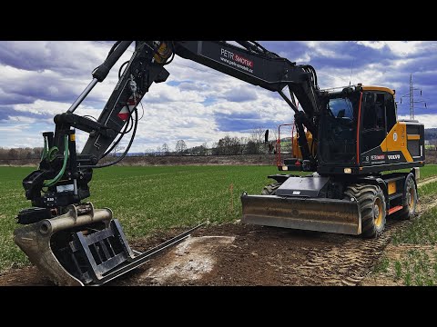 Видео: Строительство панельных переходов через инженерные сети в поле