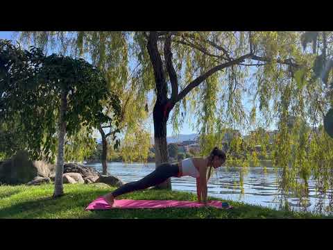 Видео: Практика йоги на каждый день.