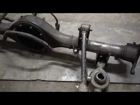 Видео: ГАЗ 21 задний мост от иномарки с дисковыми тормозами и АБС