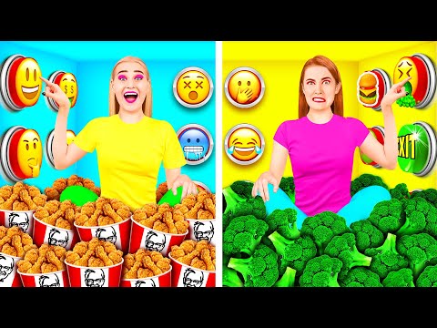 Видео: 1000 загадочных кнопок и только одна тебя спасет Челлендж #6 от RaPaPa Challenge