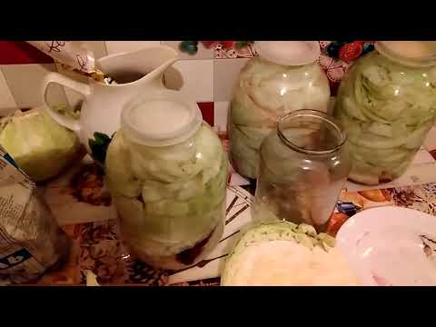 Видео: Как заквасить  капусту в банке кусочками. ОЧЕНЬ ЛЁГКИЙ СПОСОБ!