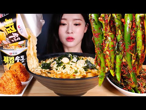 Видео: ASMR * Темпура Удон Кубок Рамен X3 Острый чили кимчи 🌶 Рисовые шарики с сыром кимчи MUKBANG