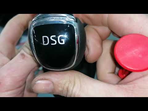 Видео: Skoda Octavia A-7 замена рукоятки КП .