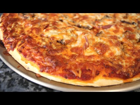 Видео: Как приготовить вкусную пиццу дома от А до Я. Все подробности приготовления.