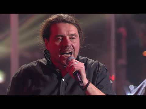 Видео: Рано прощаться. Стас Намин и группа ЦВЕТЫ. Концерт ЦВЕТЫ–50 в Кремле. Гость Д. Ревякин. 2019