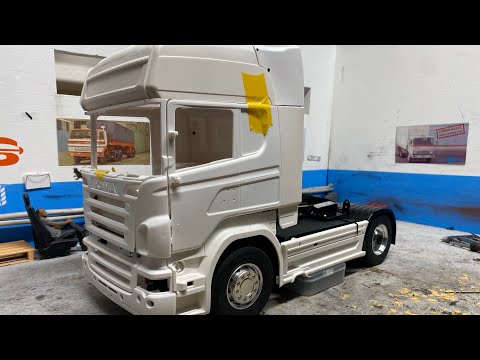 Видео: Скания будет белой 😱??? , 1:14 Scania R 730 Tamiya, farbauswahl