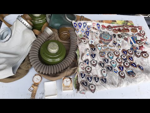 Видео: Купил значки и противогазы , обзор на новые покупки