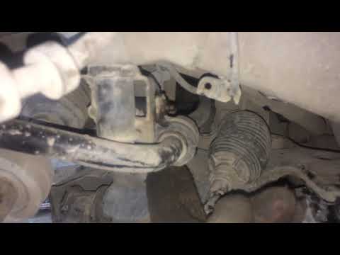 Видео: Стук при движении назад и нажатии на тормоз. Skoda Fabia.